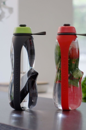 Eau Good Duo Charcoal Filter &amp; Fruit Infuser Bottle Launches on Kickstarter