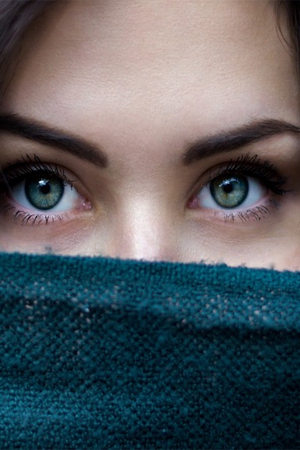 5 Tips For Younger Looking Eyes